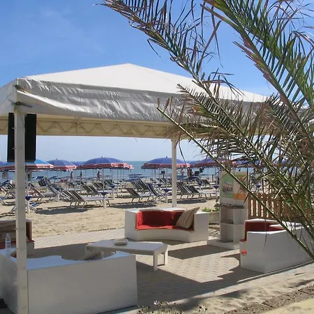 호텔 Nuovo Diana 3*