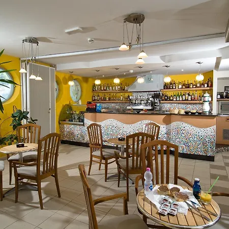 Otel Nuovo Diana Senigallia