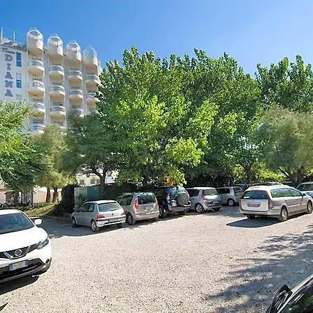 Nuovo Diana Hotel